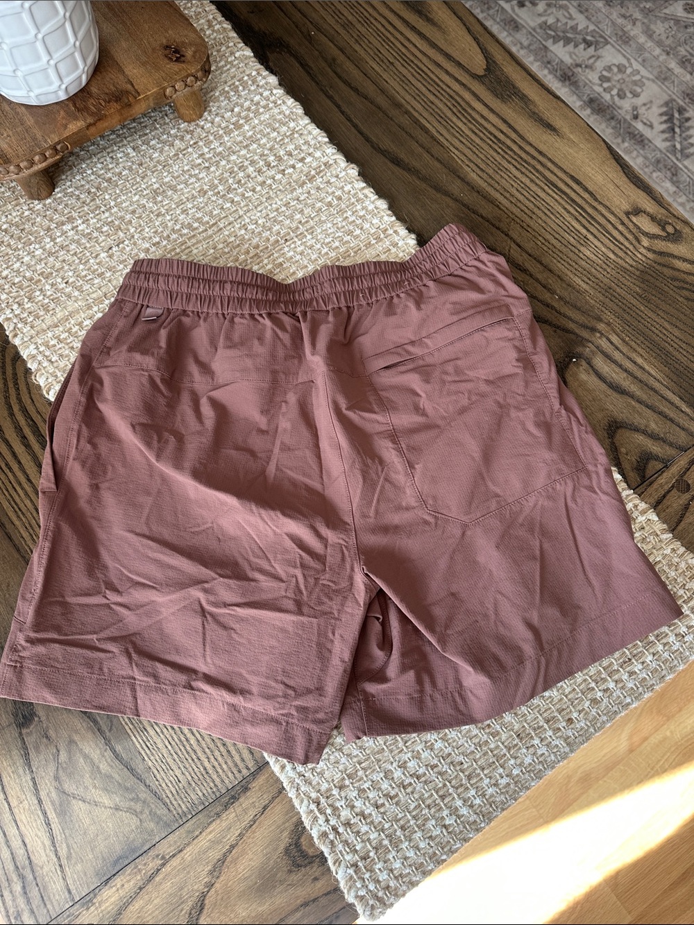 lululemon athletica Men's Athletic Shorts - Picture 3 of 3
